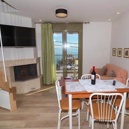East & West Seaside Apartments Gialtra Eksteriør bilde